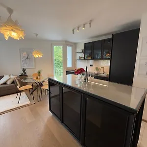 Appartement Luxury Res - With Parking, Ljubljana